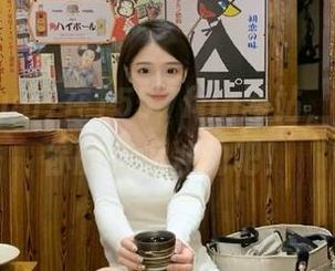 在155.7fun网站，放纵一下你的吃瓜冲动吧！