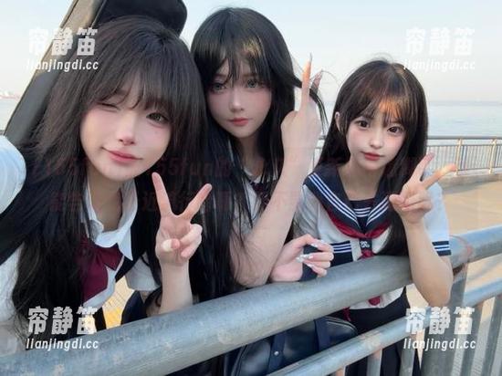 155fun 被155fun的“永久”更新搞得迷糊了,谁能告诉我最近流行啥啊?要不要我自己去逛逛呢?
