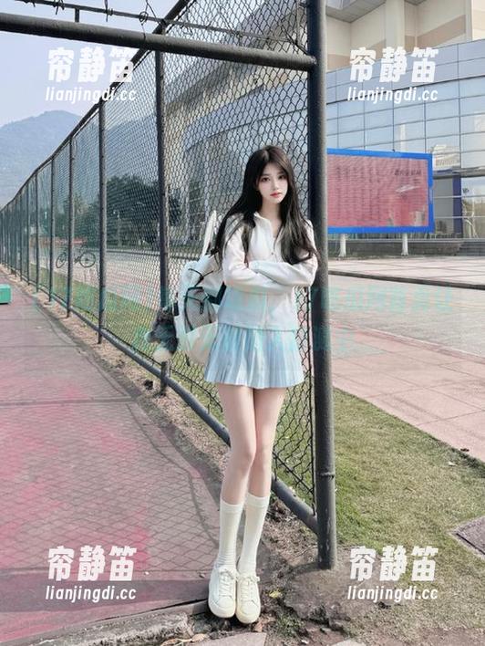 每天都嗑瓜，17吃瓜网首页让我无时无刻陷入猜测中