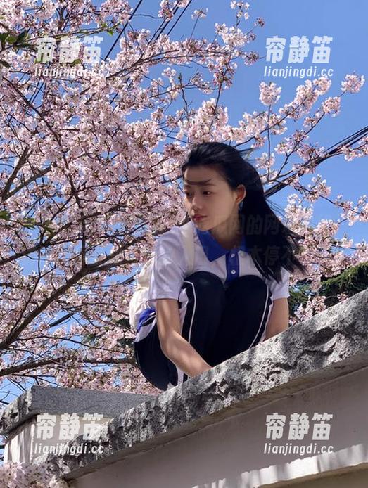 行走在51吃瓜网的网址边缘，犹如窥探世间百态的入口，根本停不下来。