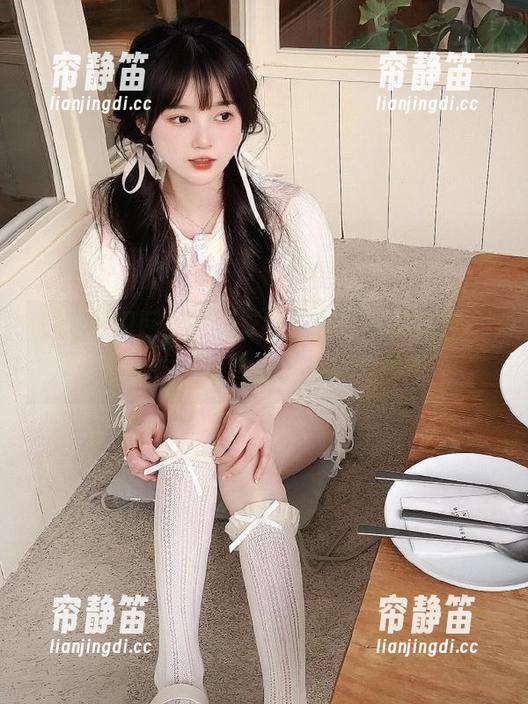 在“52吃瓜网”入口徘徊，沉迷在一堆有趣的琐碎八卦中