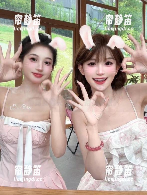 从“95吃瓜”入口汲取快乐，情绪就像夹心瓜，层层递进。