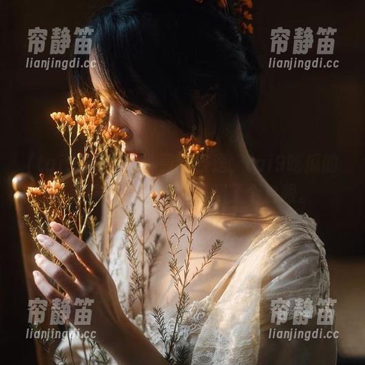 首页最新推送，tai9吃瓜的奇葩爆料，心里不禁翻了个白眼。