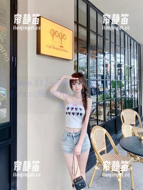 一不小心就掉进了www.51dhtv.cc网站的八卦海洋，真是好奇心害死人啊！