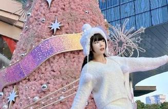“www51”提醒我：小心入口，可能会被八卦淹没，哈哈。