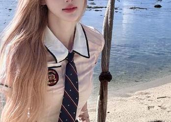 在“51一起吃瓜网”里永久扎根，今天的八卦又是啥呢？