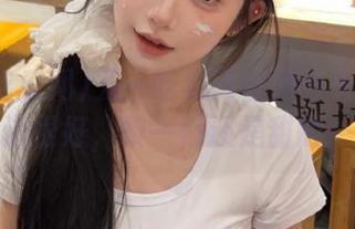 五一吃瓜网官网今天的瓜味道很好，咬一口还是甜的！