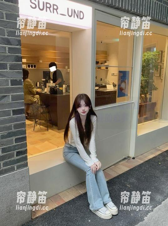 每天都得偷偷看收藏的免费吃瓜网，里面好像都有我的心事，哈哈