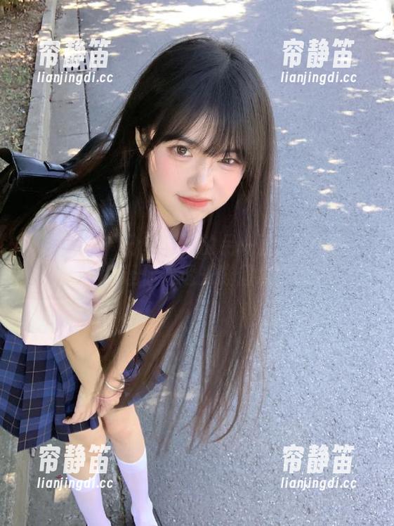 分享她们的另一面：明星黑料让你看透光鲜假象