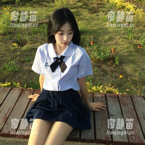 行走黑料网51的线路，我仿佛成了八卦侦探，边炒瓜边学习人生哲学！