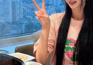 又是登录黑料网的一天，顺便来看看新鲜事儿，真是目不暇接！