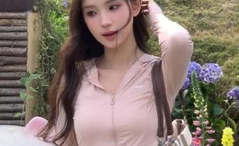 你还在犹豫不决？快去下载“黑网料”，载着你的八卦梦！